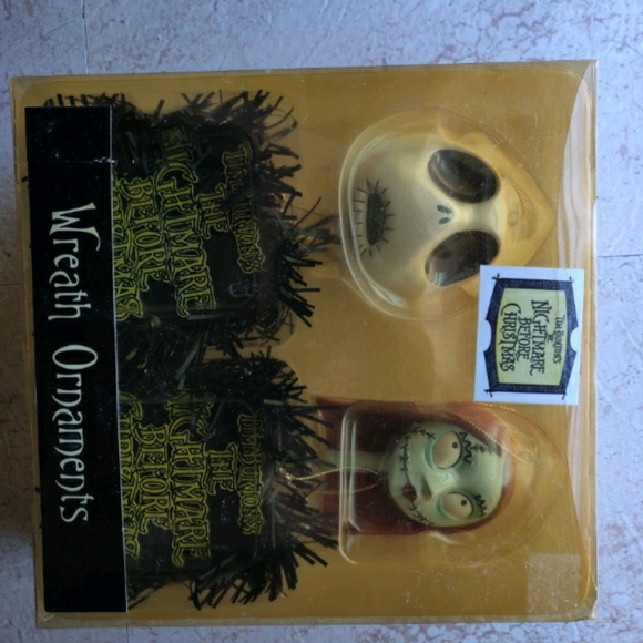 (3 items)Nightmare before Christmas items lot - Picture 2 of 3